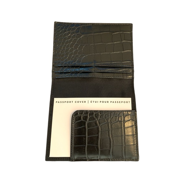 LOVE & LORE Black Vegan Leather Passport Cover Luggage Tag Boxed Set - Picture 3 of 6